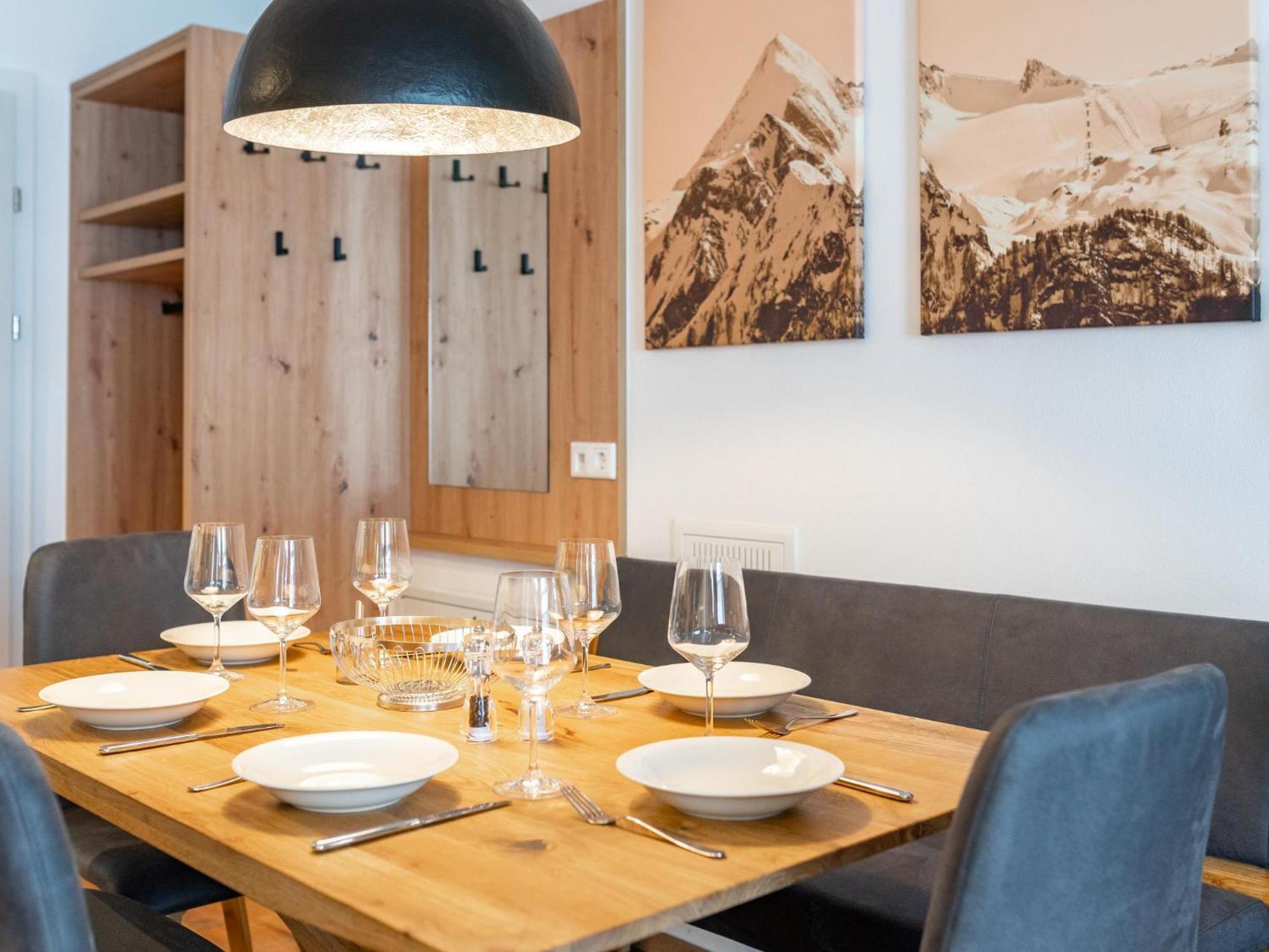 Falken Suites Top 4 Kaprun Exteriör bild