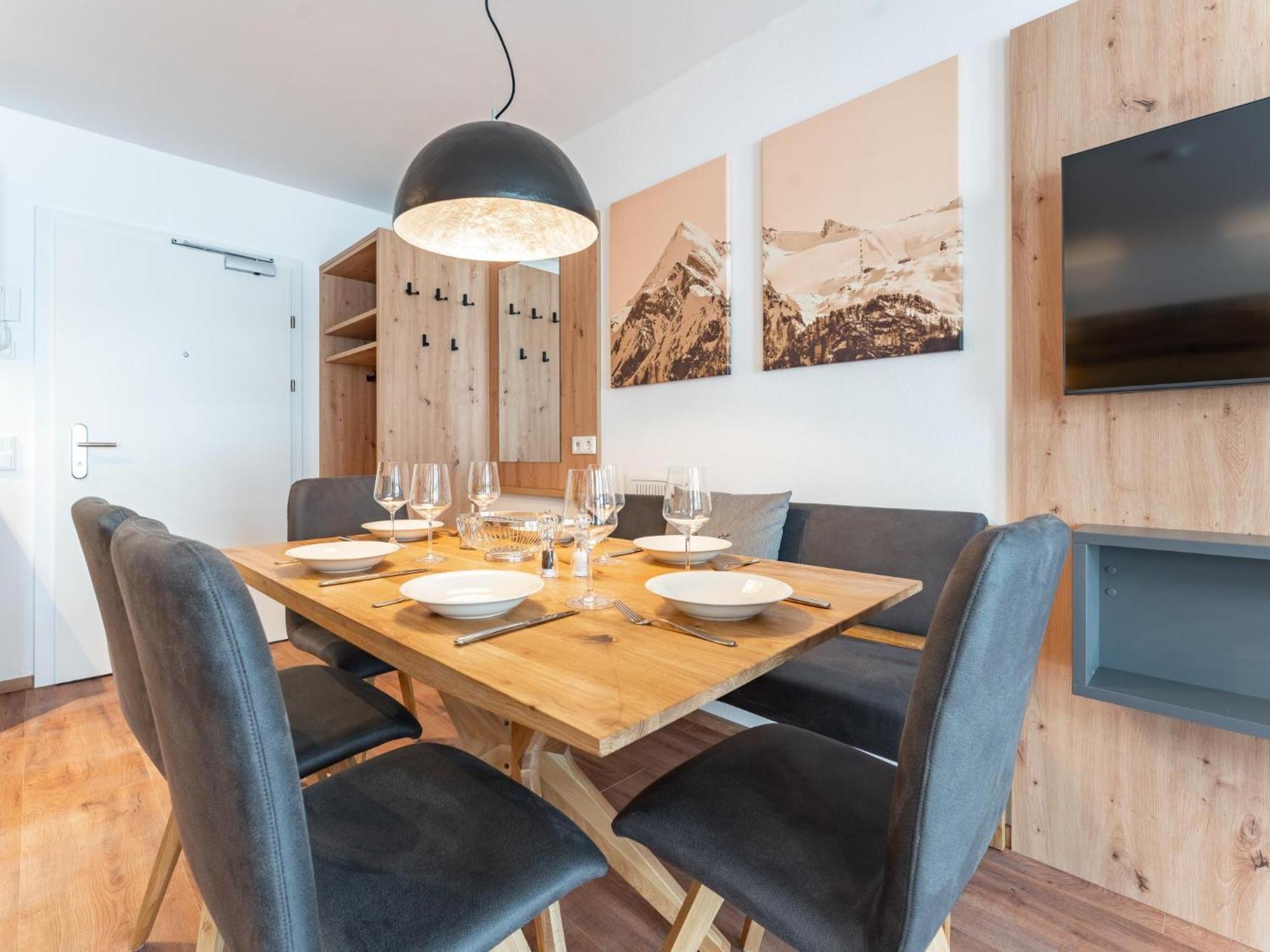 Falken Suites Top 4 Kaprun Exteriör bild